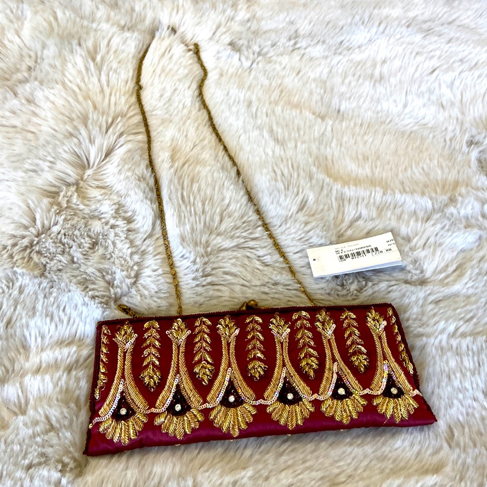 Moyna Couture burgundy clutch with gold embriodery